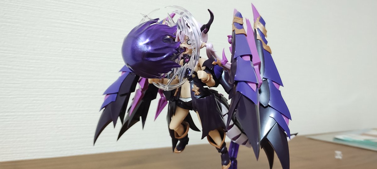 ロッパ tweet media