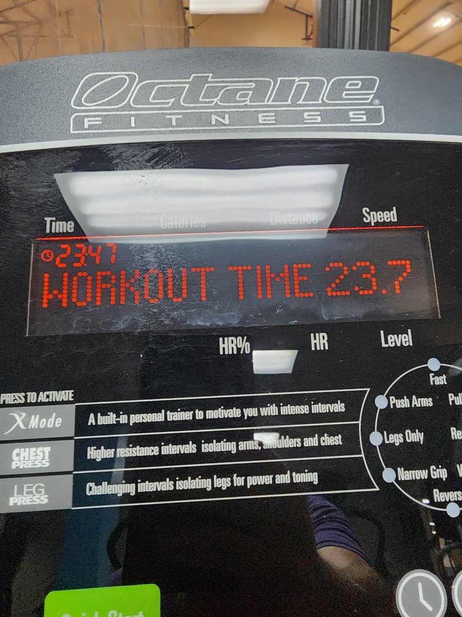 raysenior598's tweet image. I am beginning to realize if I don't have a goal date or a deadline I really struggle eating right. 
So I guess 2 months till the oldest graduates.. back on the wagon 🤪 
#livehealthy #fitness #workout #weightloss #unfat #CBRC