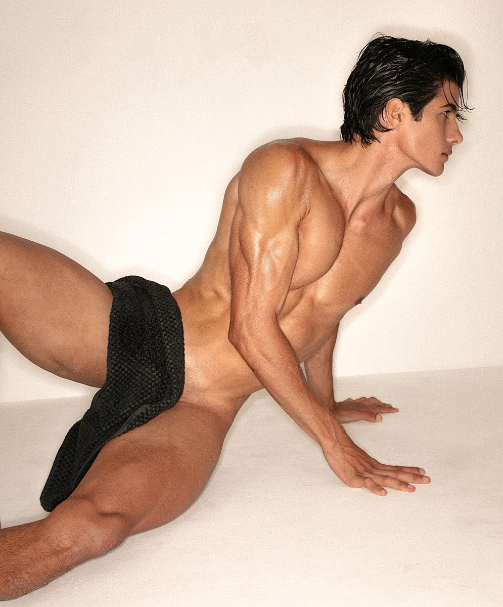 La belleza del hombre tweet media