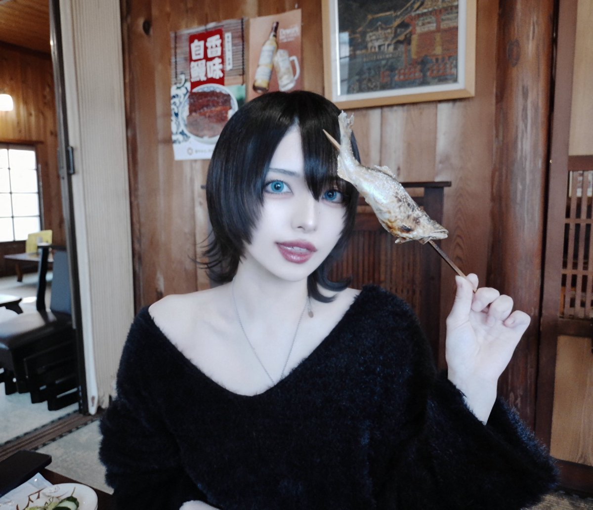 八上 るき tweet media