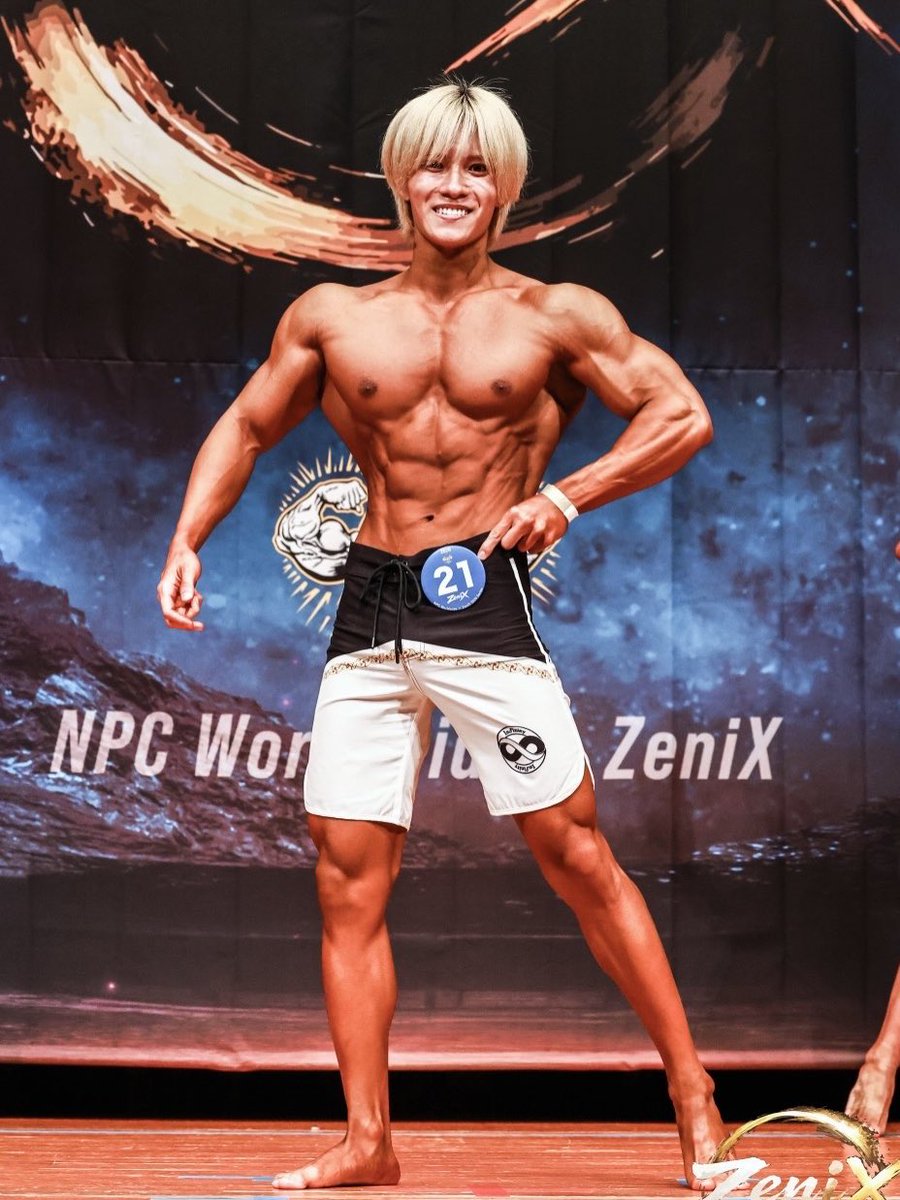 そら｜20kg痩せて整形600万した男 tweet media