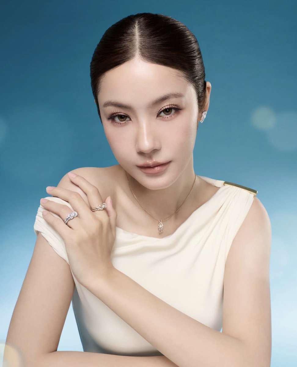 Viella:p tweet media