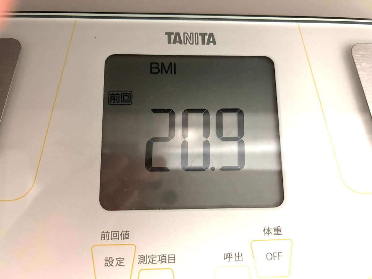 マコズ porsche tweet media