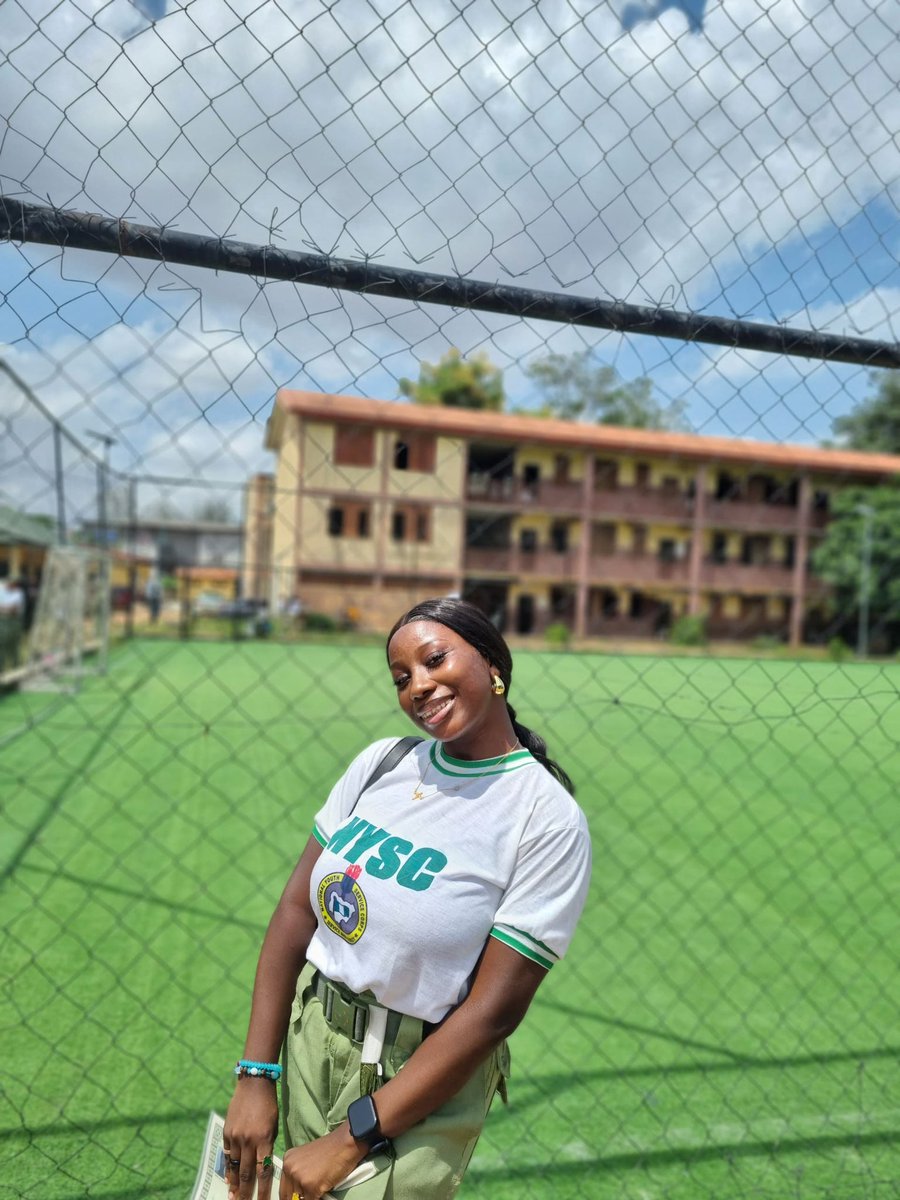 Arinola💜 tweet media