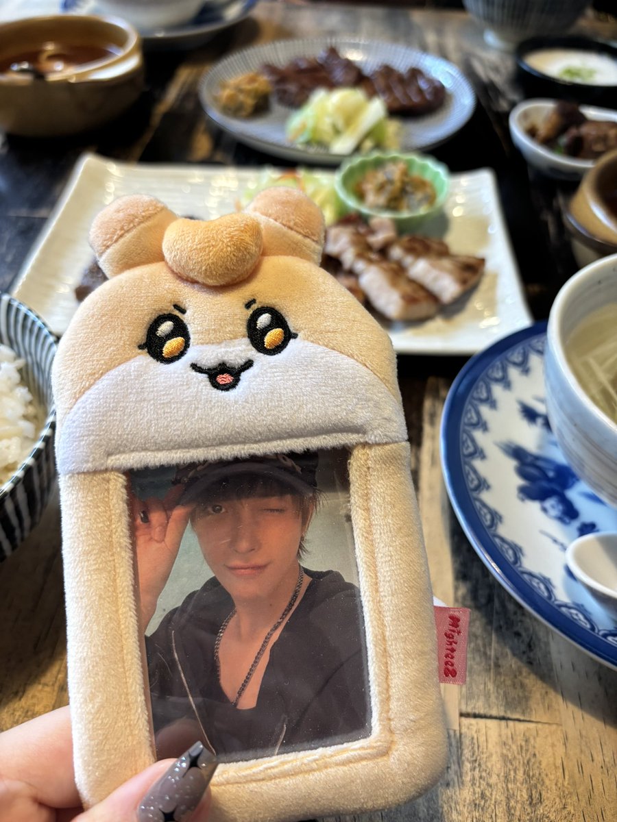 実は別界隈の現場で先日まで仙台に行っておりました💖
これは牛タンwithらみとほんじゅんさん