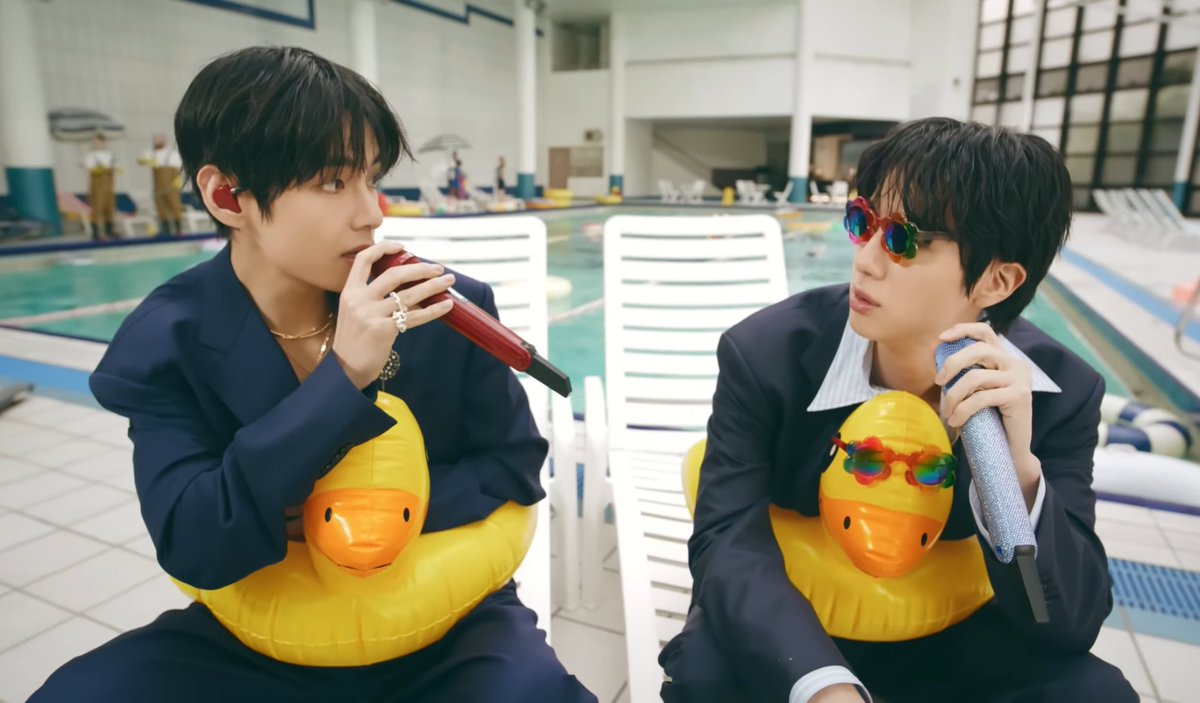 sukima_yokai's tweet photo. 二人ともトンチキなのに何故こんなに美しいのか。 https://t.co/xwkLhKd0u1