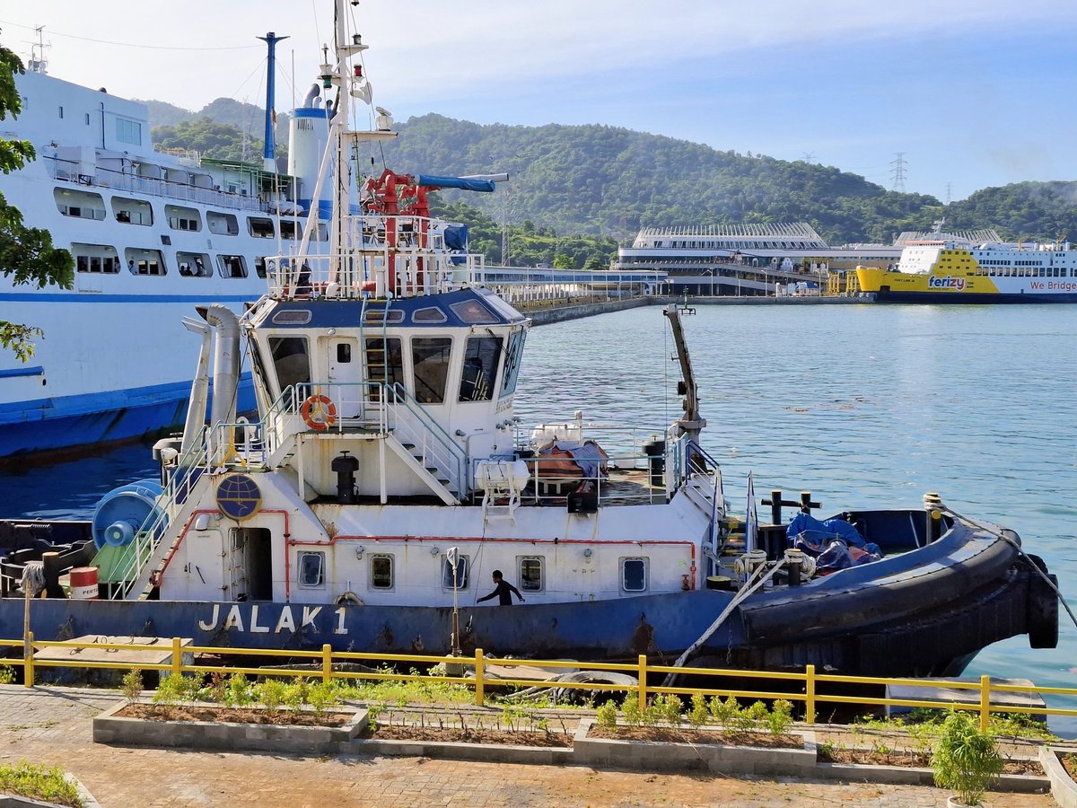 Muhammad Fachry tweet media