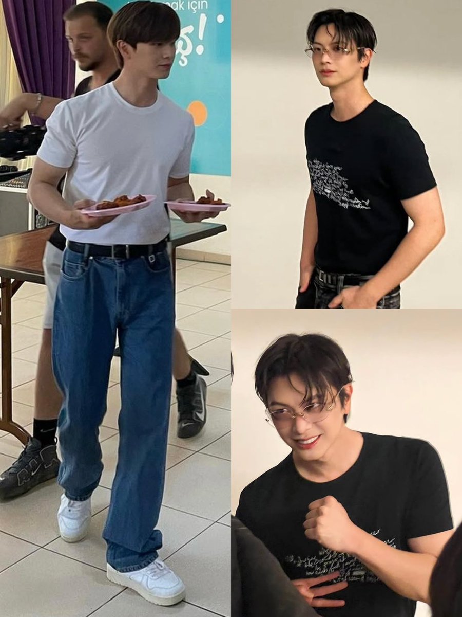 HolyMolyYook tweet media