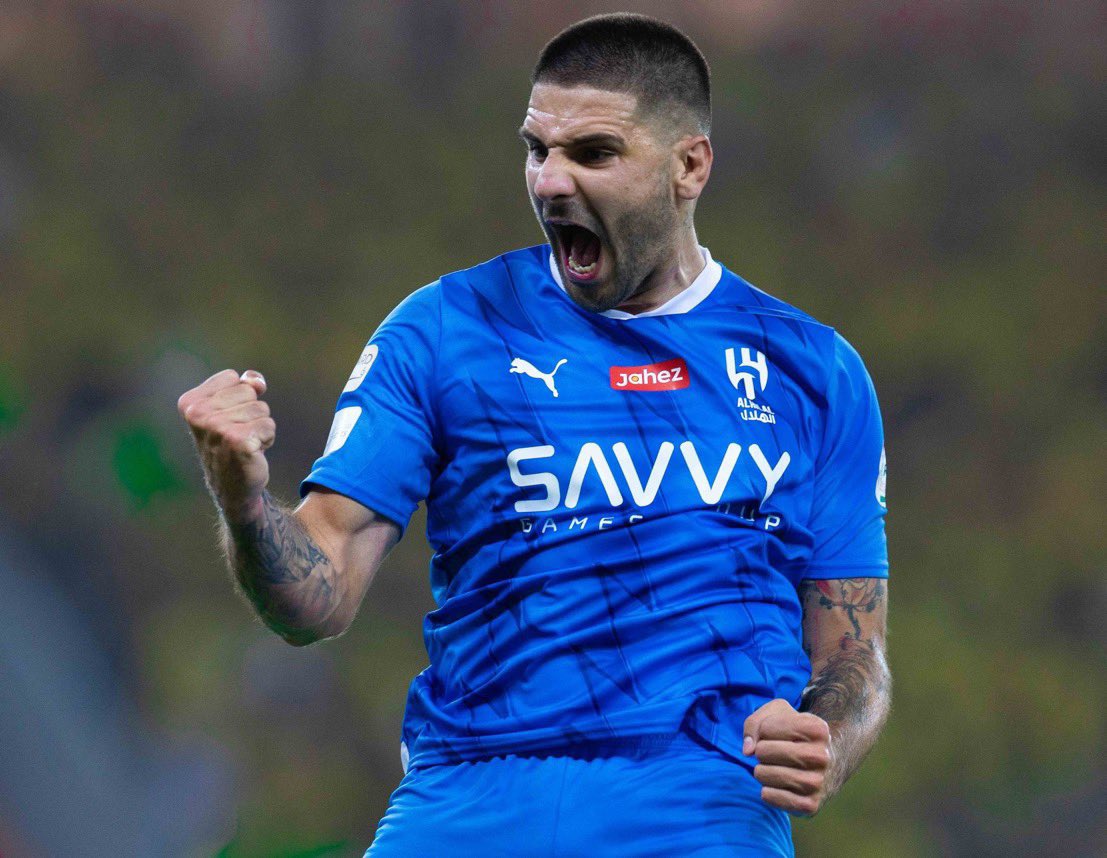 ماكس الهلالي tweet media