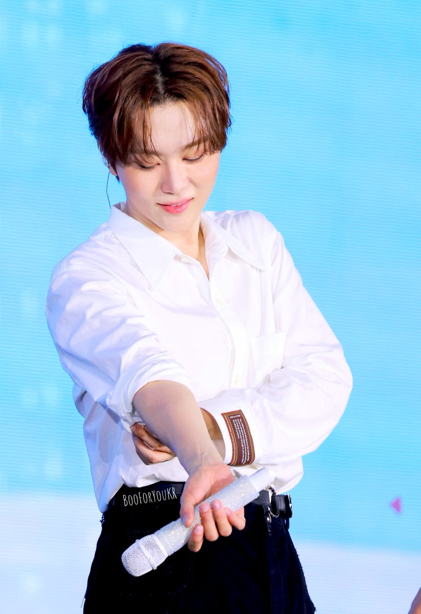 BooForYouKR tweet media