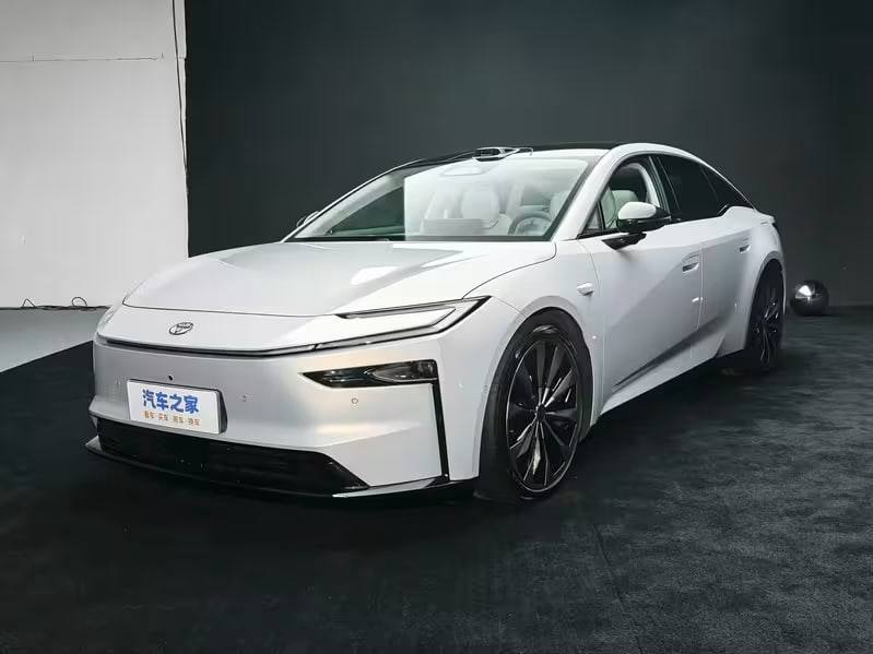 ₩ 🇰🇷🦛🇪🇸 tweet media