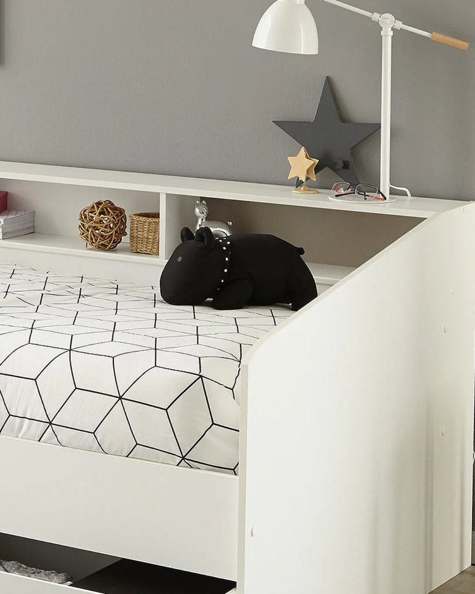 familywindow's tweet image. Find a bed that grows with you!

Save this post for later and start planning your dream space!

#storagesolutions #storagehacks #spacesaving #bedroominspiration #dreambedroom