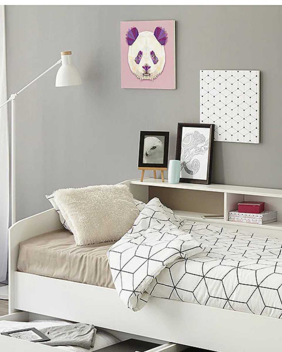 familywindow's tweet image. Find a bed that grows with you!

Save this post for later and start planning your dream space!

#storagesolutions #storagehacks #spacesaving #bedroominspiration #dreambedroom