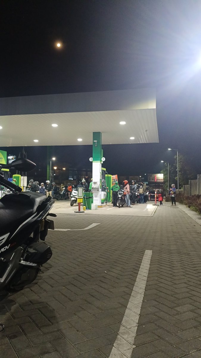 Akhirnya ikut ke mushalla aja soalnya habis gak kebagian 😭