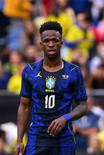 LIBERTA DEPRE tweet media