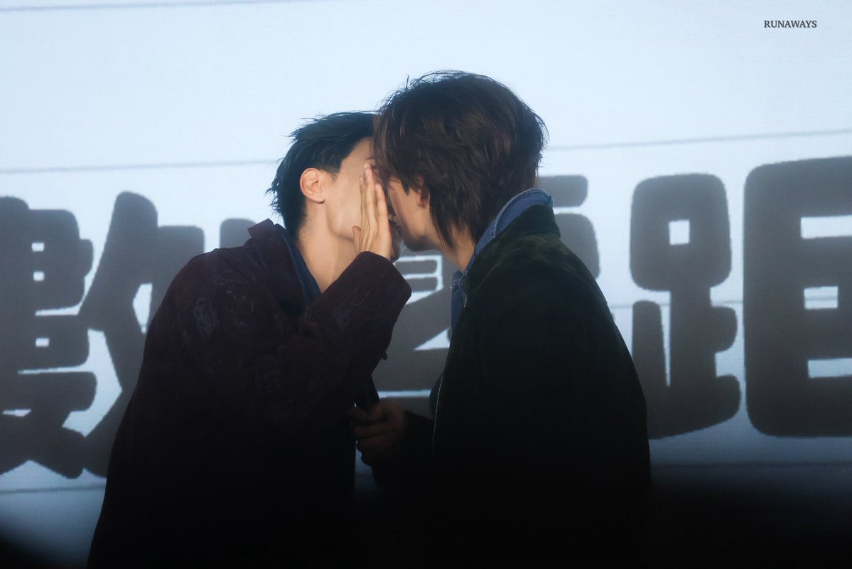 ชีนวร tweet media