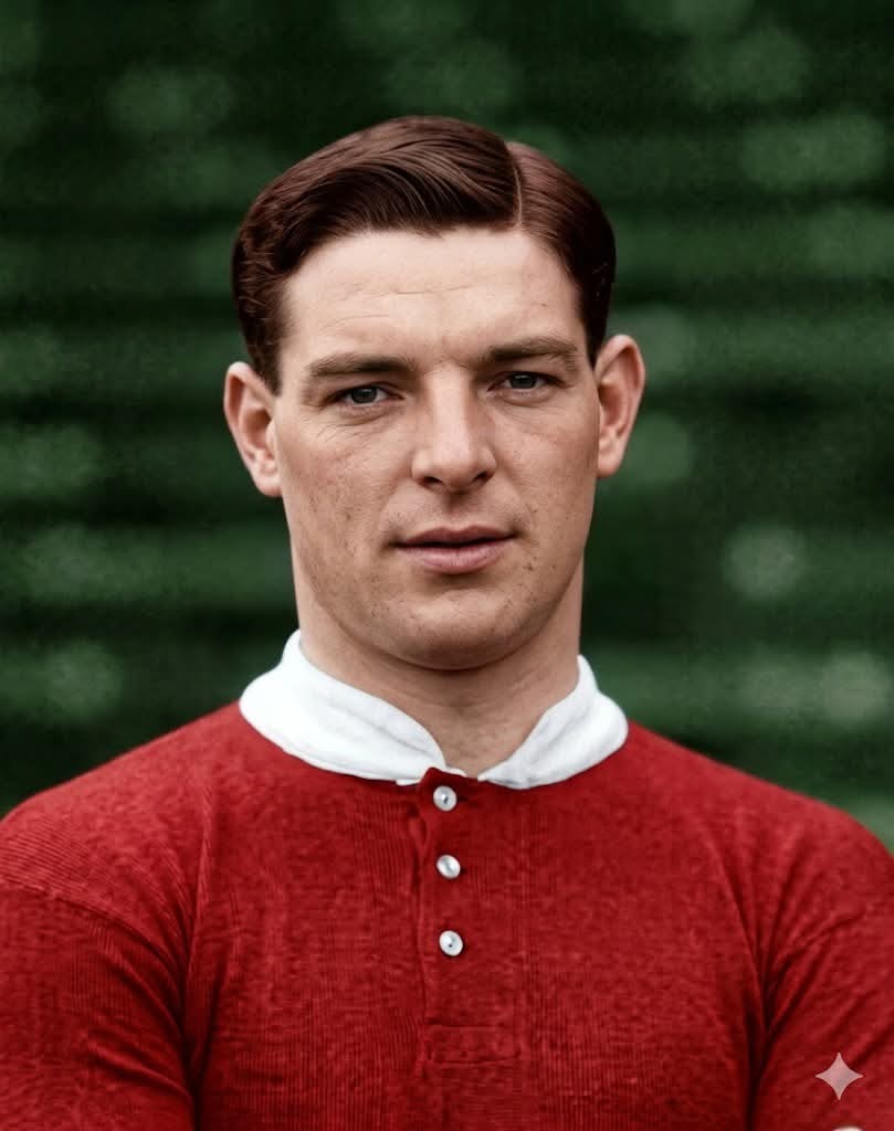 Remember a true #mufc great, born today in 1886, Enoch West! Enoch joined from NFFC in 1910, winning a league title that season. The striker scored 80 goals in 181 games over