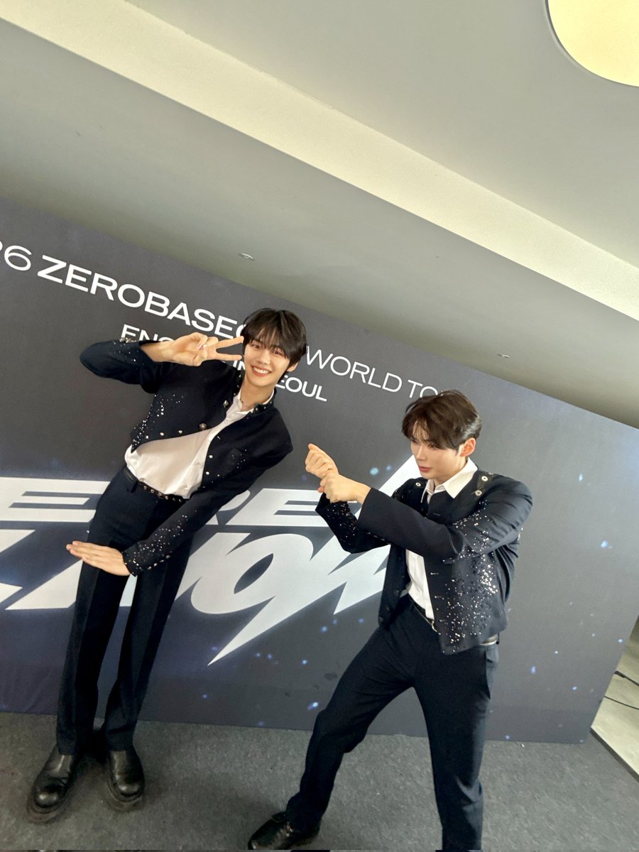 mari🍃 tweet media