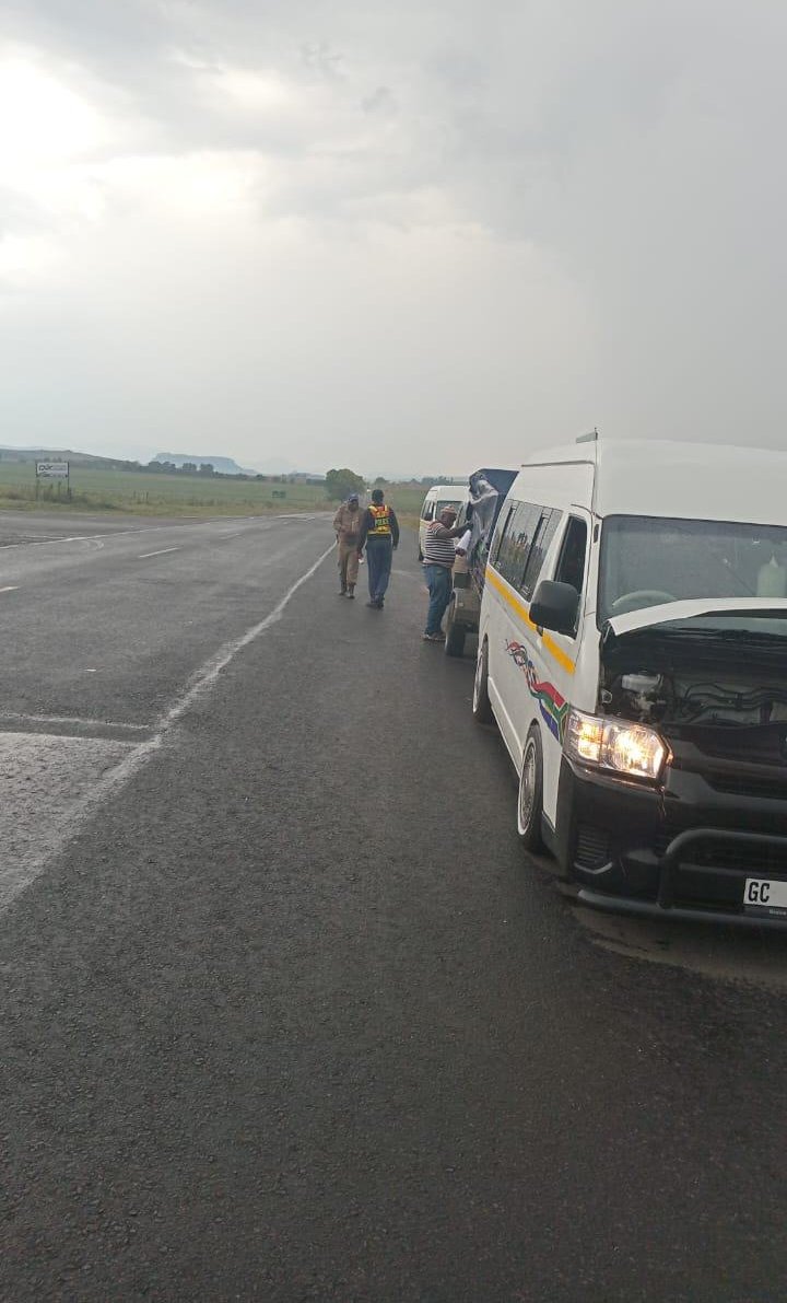 Seven Lesotho Nationals Arrested by SANDF Soldiers with Hundreds of ...