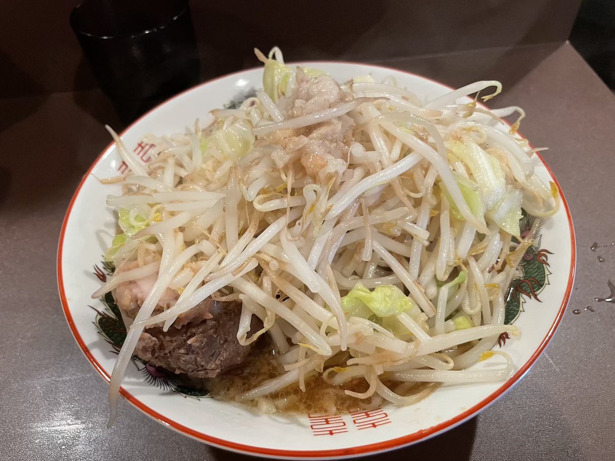 ぴょんぴょんモータース beny tweet media