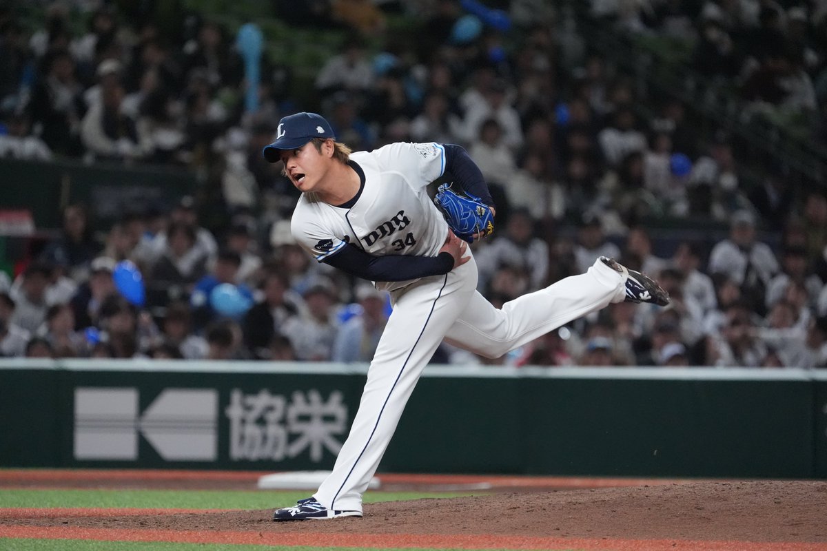 lions_official's tweet photo. #甲斐野央 投手

#seibulions #打破 #圧倒的至近距離 https://t.co/WLjqjsLny0