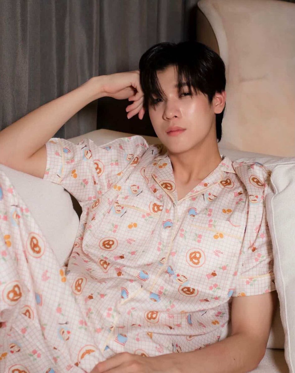 ೀ ̶C̶ʰ tweet media