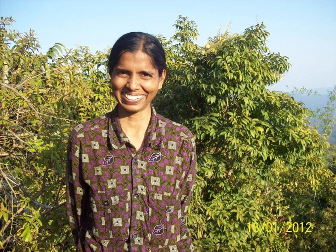 MuppalaRao1's tweet image. Comrade Renuka’s martyrdom deepens our determination to intensify the fight against oppression and exploitation.

She lives on in the hearts of her comrades and in every step we take toward a New Democratic Revolution.

Lal Salaam, Comrade ✊

#Revolution #LongLiveRevolution