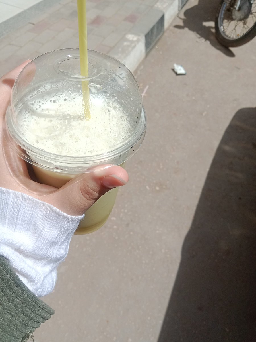 آيَـة tweet media