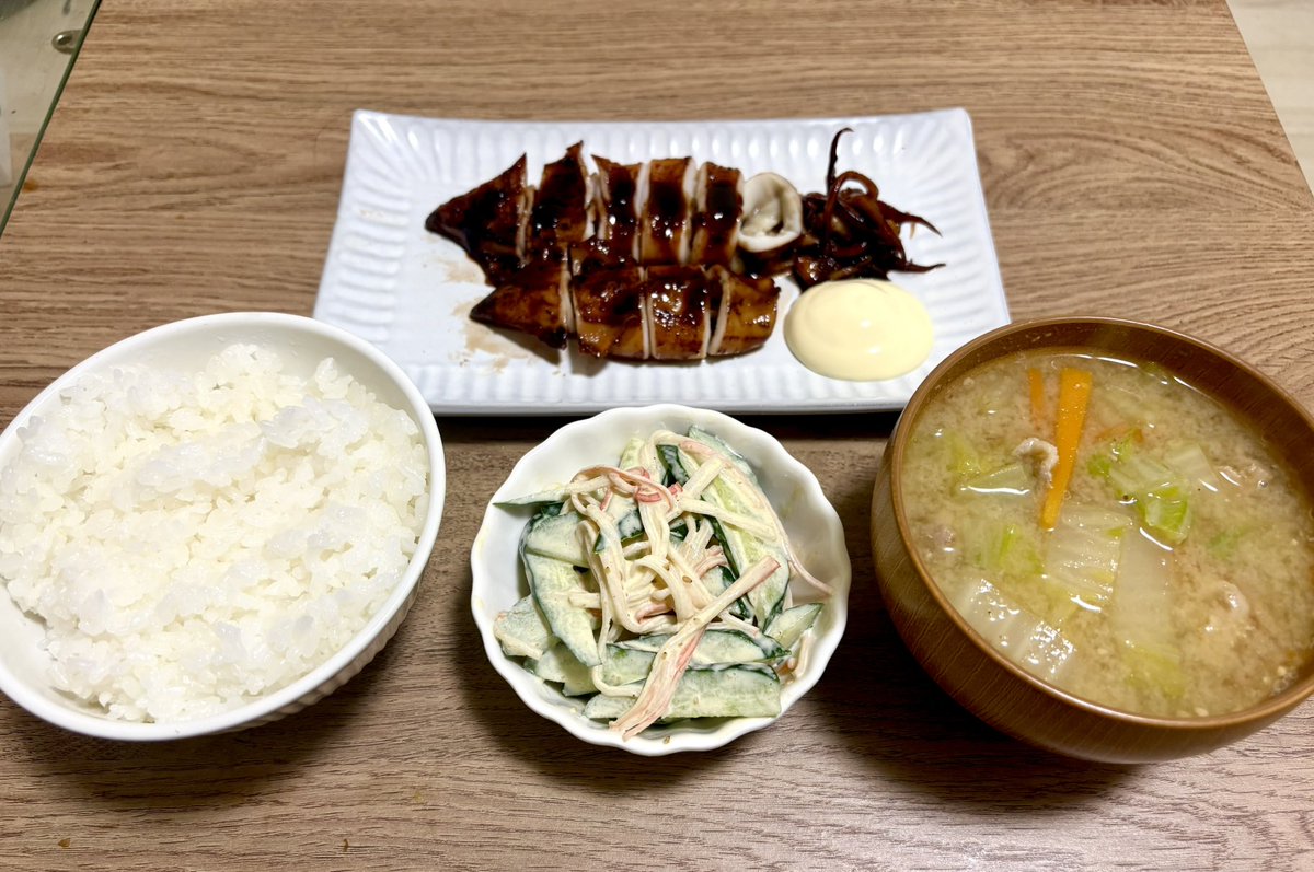 Tくんの日常 tweet media