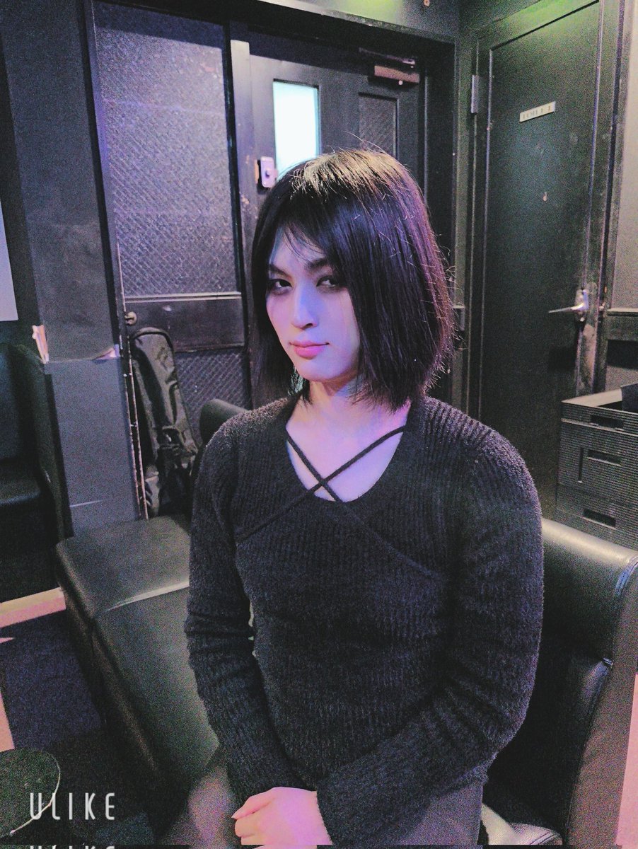 あかり tweet media