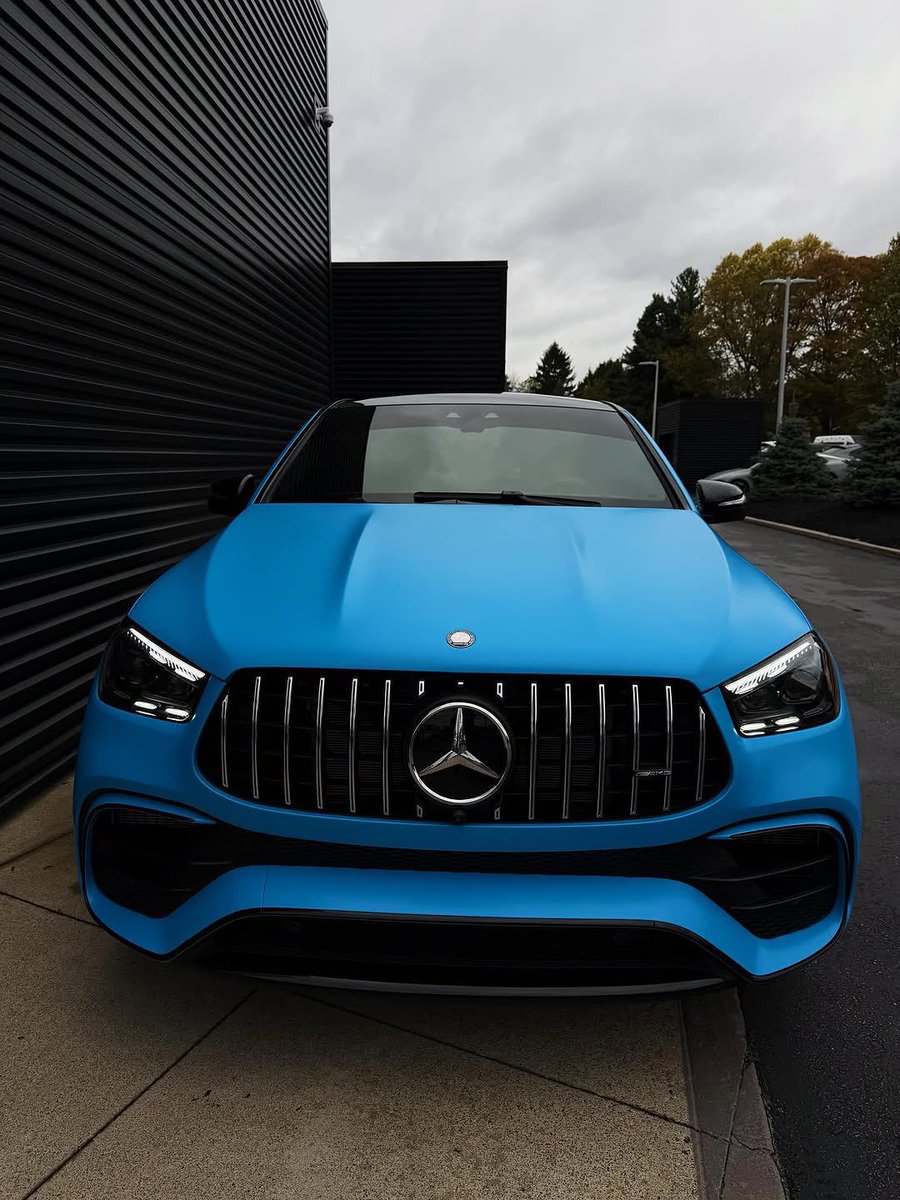 Emmy ray tweet media