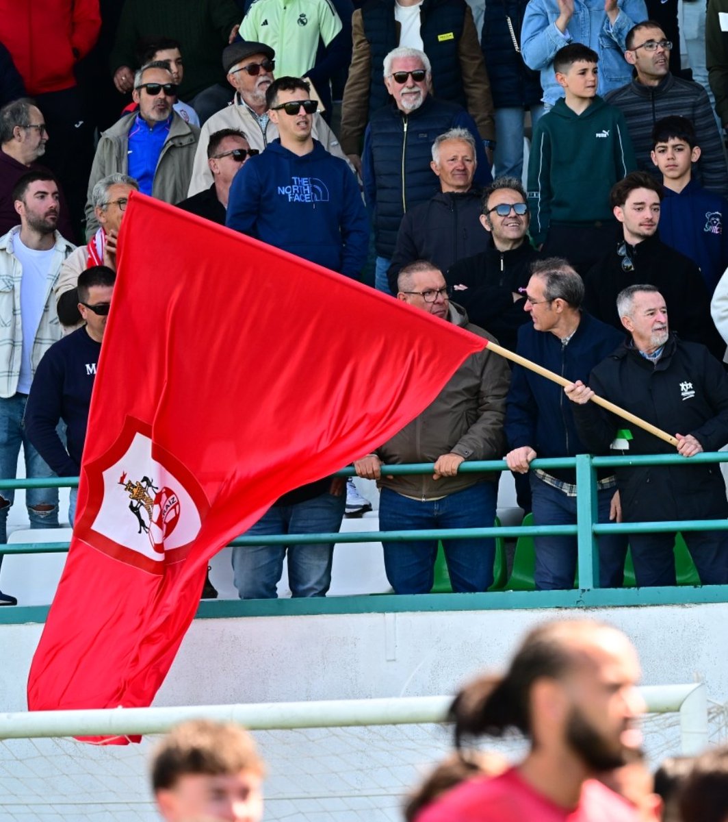 Club de Fútbol Jaraíz. tweet media