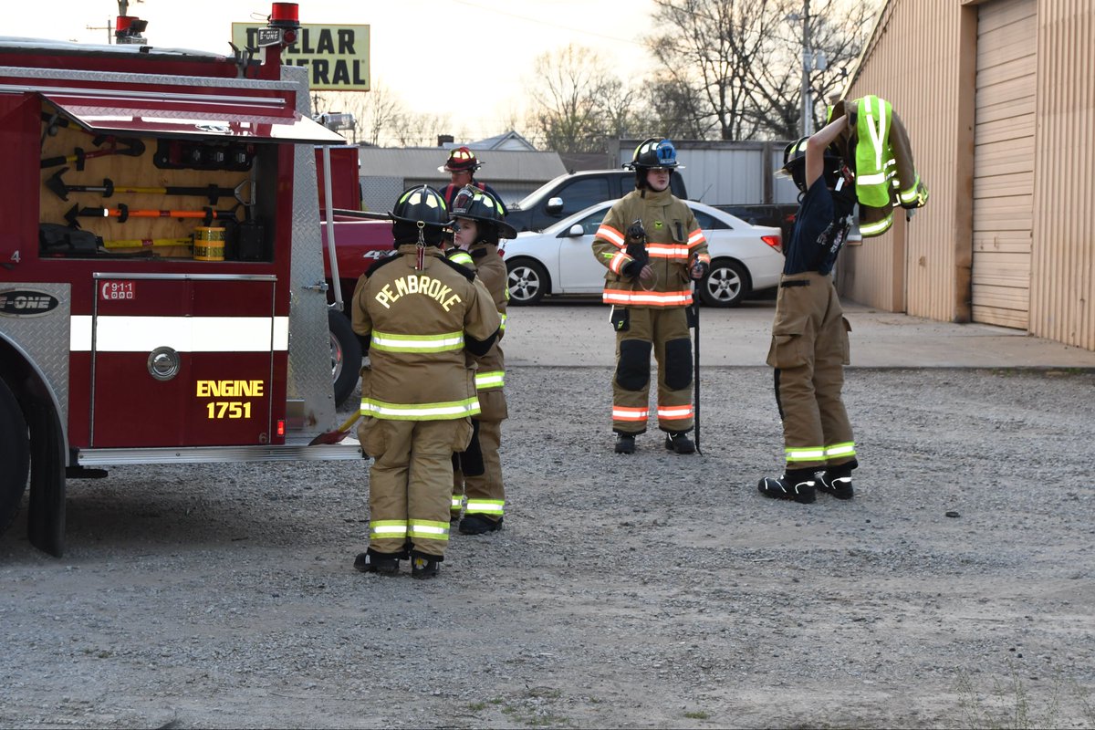 FirePembroke's tweet photo. This evening, members participated in a training session focused on an acquired structure. The crew reviewed procedures for window breaches and ventilation strategies. The training was led by Captain Luttrull, Lieutenant Gee, and Lieutenant Woods. #pembrokefire https://t.co/vGmW4ES5DE
