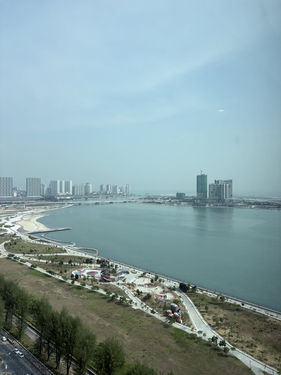 出島えあーらいんず🇸🇬 tweet media