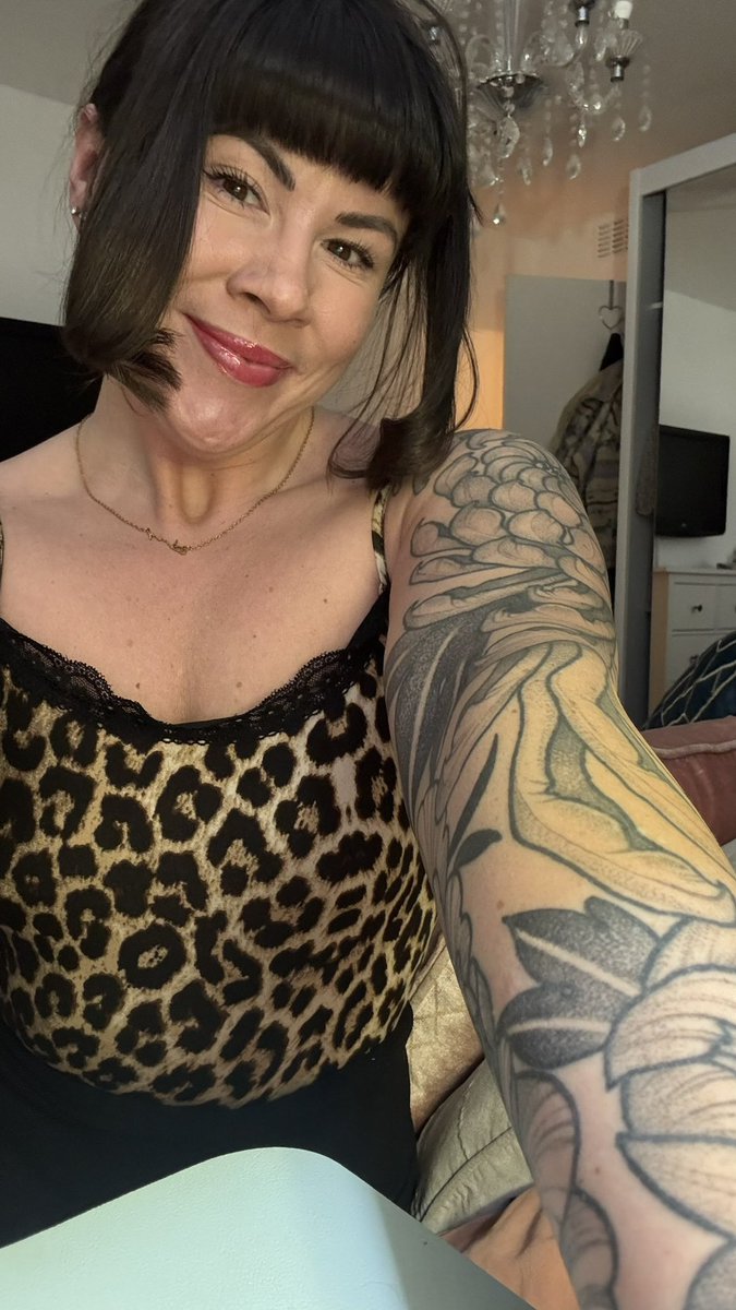 EdenR0se_'s tweet photo. Add my TG - yourfaveinbox for more 😈 https://t.co/cr1GRIWni2