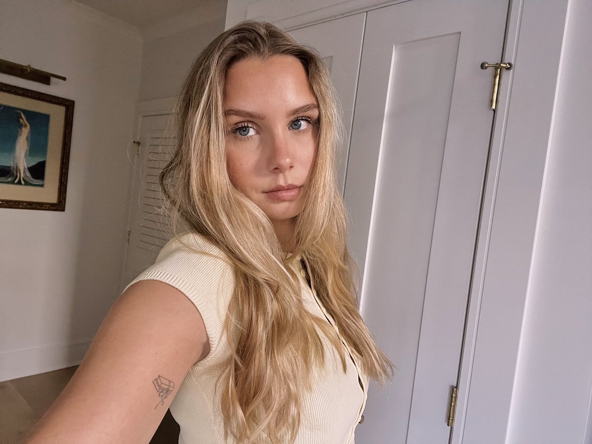 allie🪴📖 tweet media