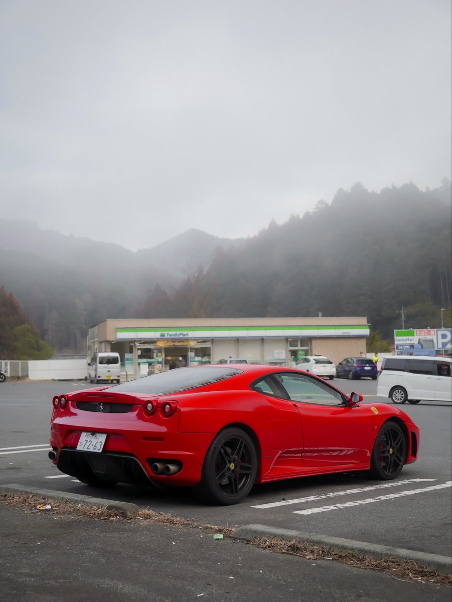 R35RuiGTR's tweet photo. #ちょっと斜め後からがカッコいい https://t.co/NJCL9Qw9aw