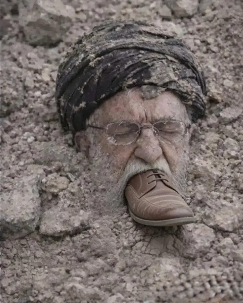 09Muneer's tweet photo. @AHlwh88007 ماعندك إلا الطقاع ياخوثي قواD شفت ذا الطائرات شوتكم شوي ،، هههههههههه https://t.co/FL5wqZlK8h