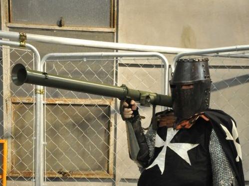 バケツヘッド@3月28日甲冑戦闘練習会 tweet media