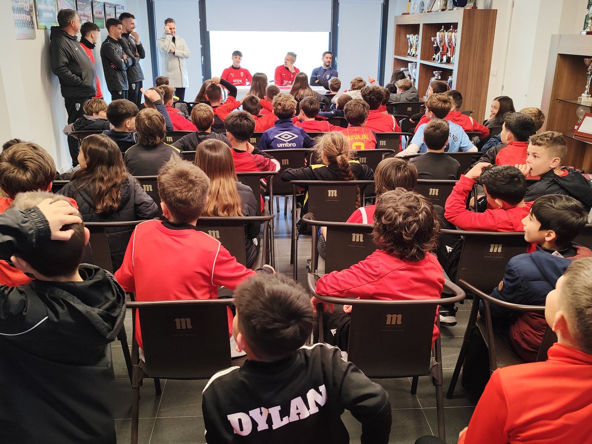 UD Logroñés tweet media