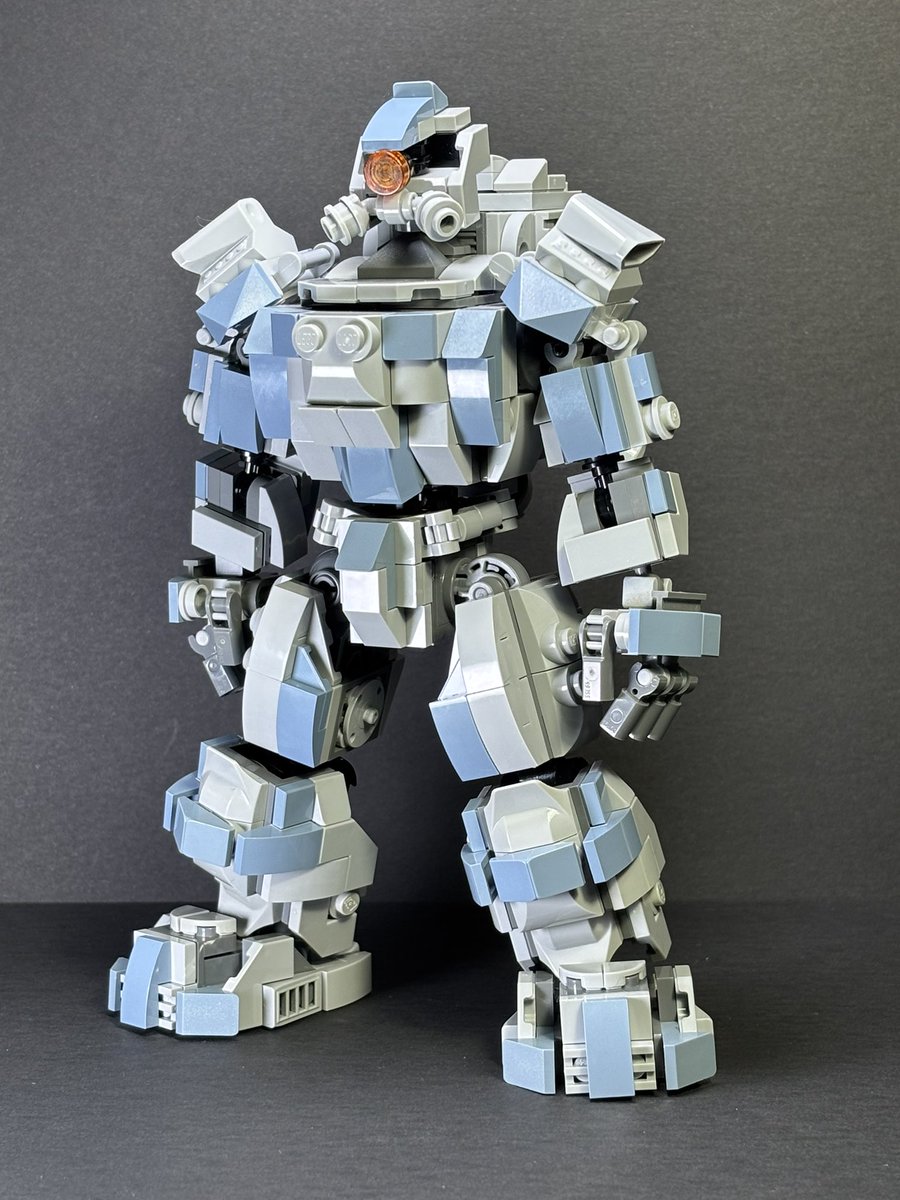 クォル(メ・ガネ) tweet media