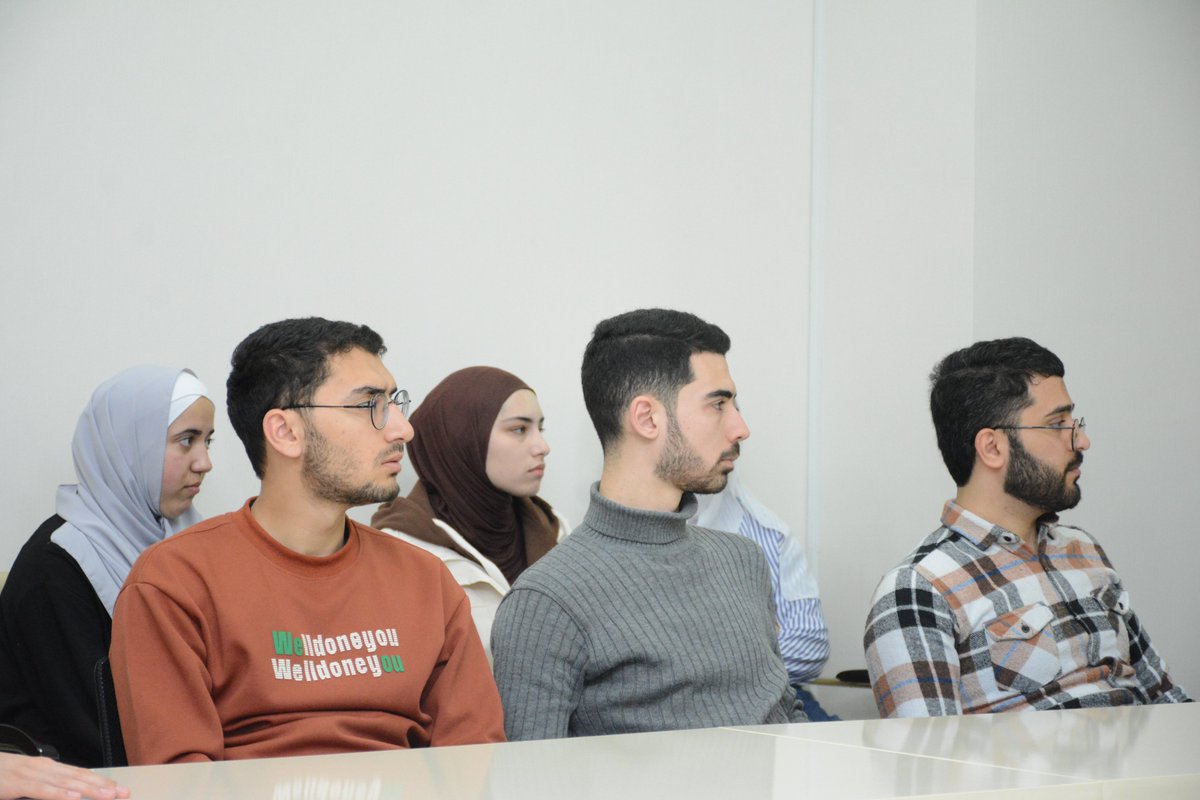 aiteduaz's tweet photo. Azərbaycan İlahiyyat İnstitutunda 31 Mart – Azərbaycanlıların Soyqırımı Gününə həsr olunmuş tədbir keçirilib. Tədbirdə Bakı İlahiyyat Kollecinin və Aİİ-nin birinci kurs tələbələri iştirak ediblər.
Ətraflı: https://t.co/4SO8eUsBSB https://t.co/RDlZGm8JmA