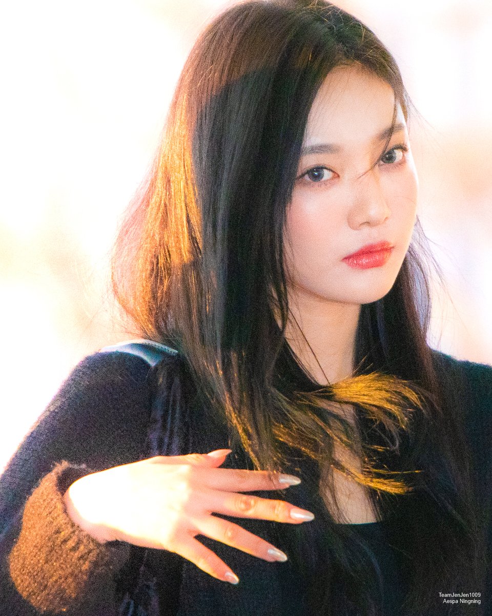 대리찍사젠젠(만우절) tweet media