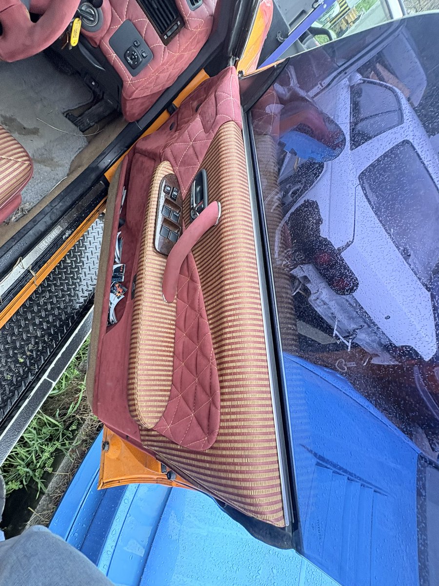 出張買取専門店/1ST/タイガー tweet media