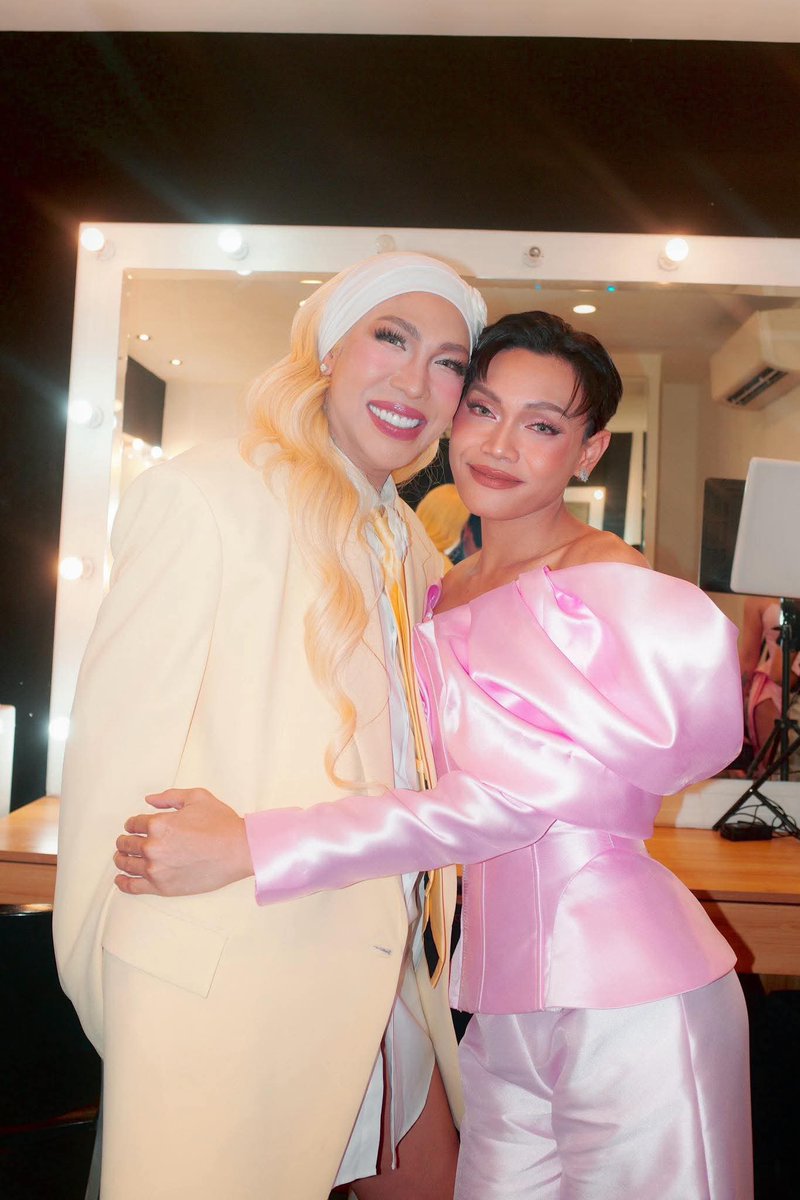 when two queens unite to maximize their joint slay