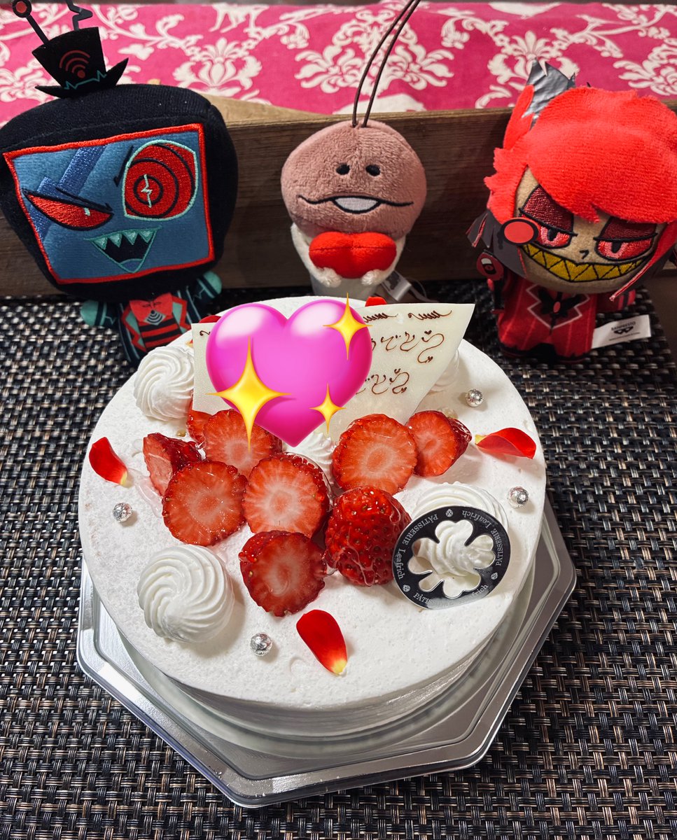 スばる tweet media