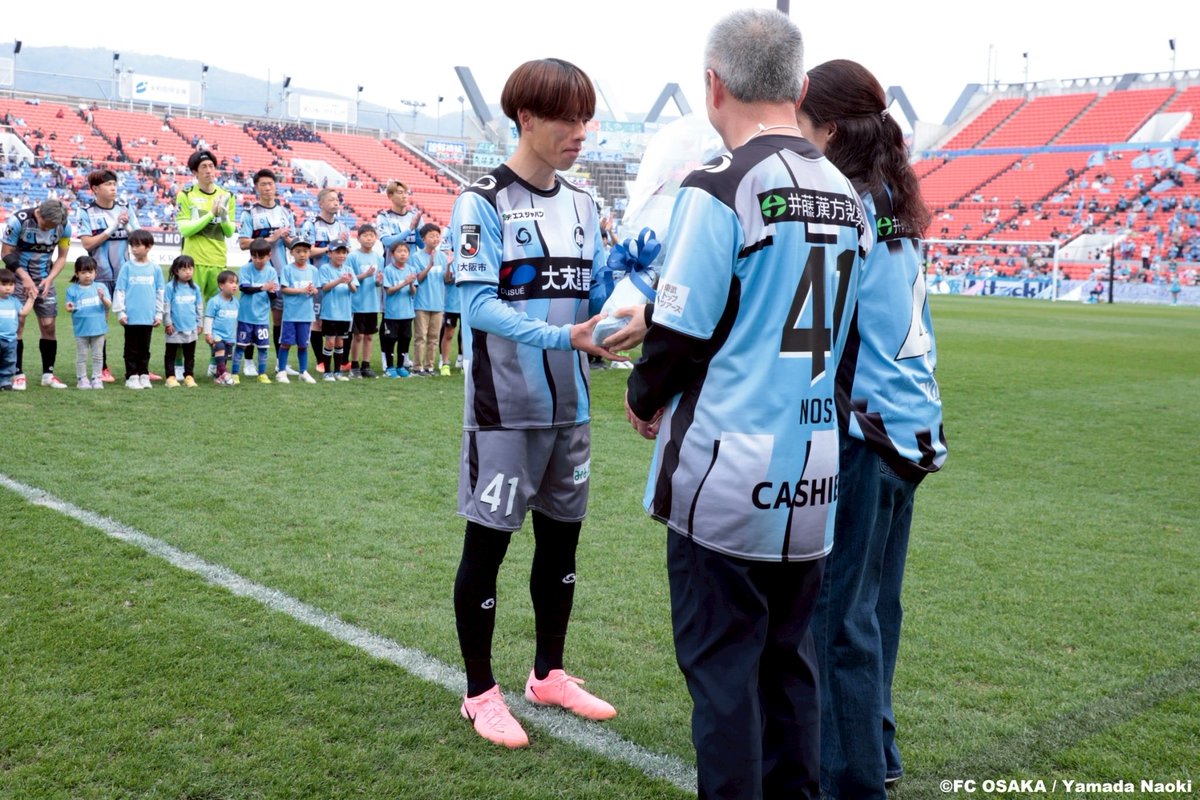 ryu_7213's tweet photo. Jリーグ通算100試合セレモニー。
〝感謝〟

まだまだここから。頑張ります🔥⚽️
#野瀬龍世 https://t.co/C1e6mhvvuK