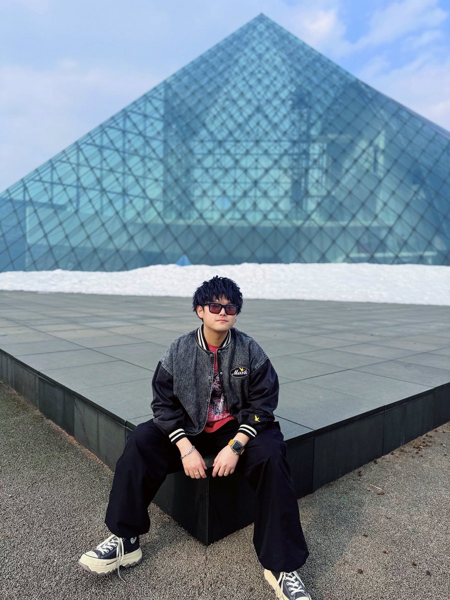 𝐕𝐄𝐀𝐓𝐙 tweet media