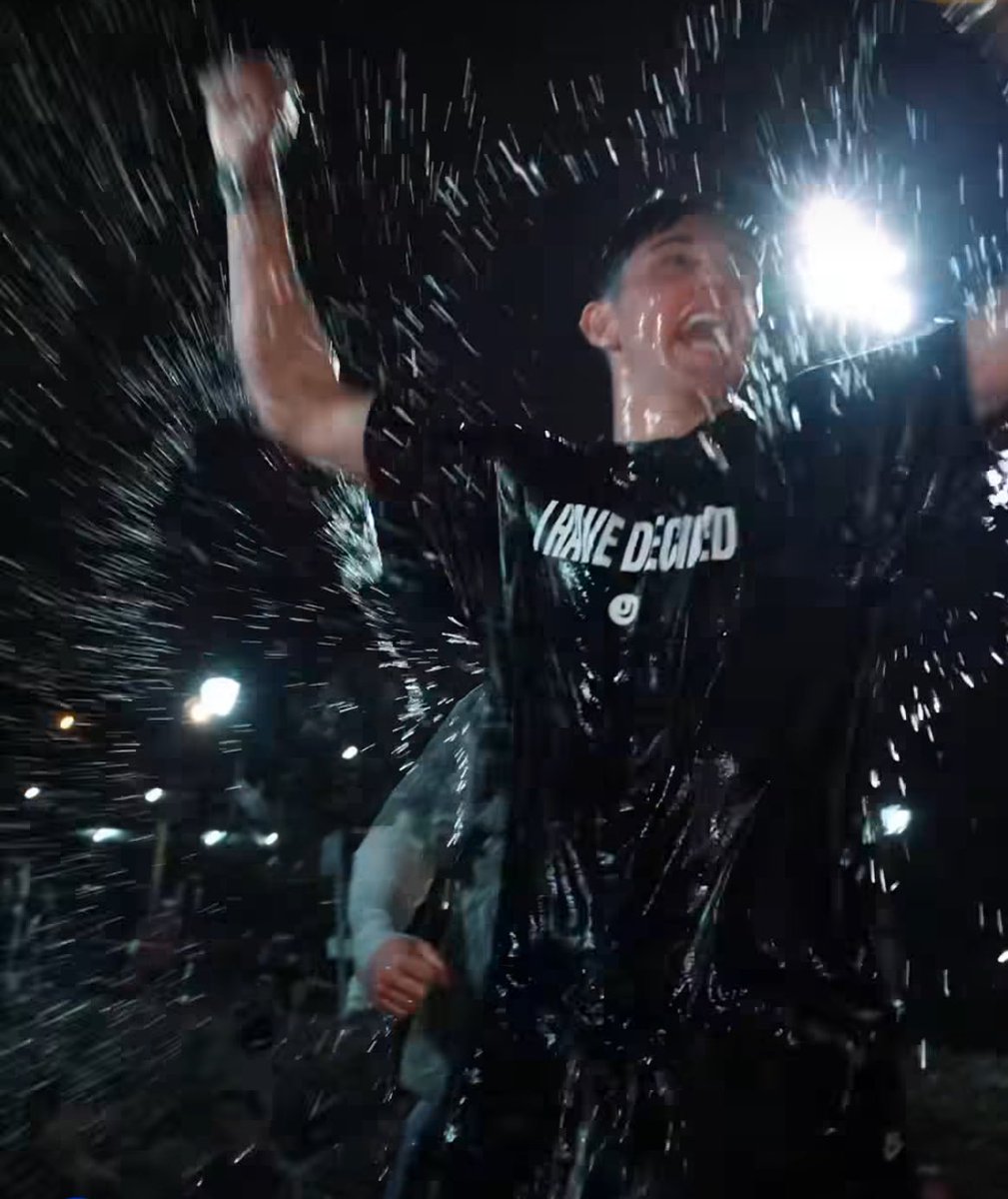 ZitoSalena tweet media