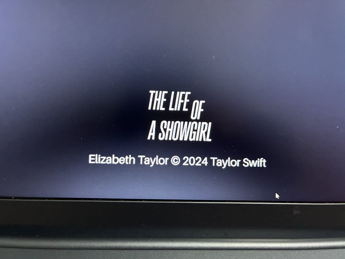 𝐓𝐡𝐚𝐲 𝜗ৎ tweet media